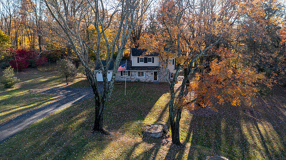 1121-DOGWOOD-CT-POTTSTOWN- (2)