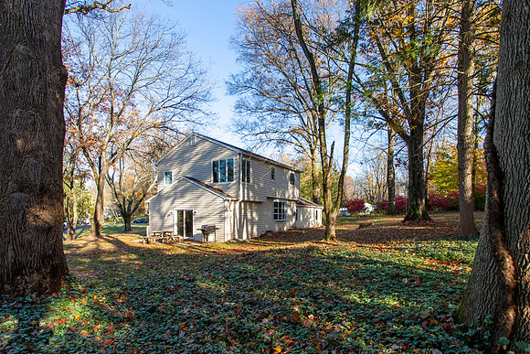 1121-DOGWOOD-CT-POTTSTOWN- (16)