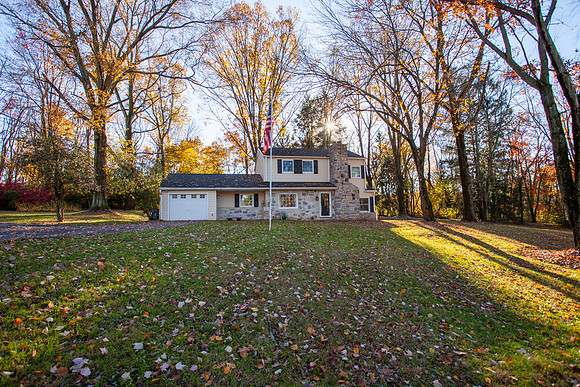 1121-DOGWOOD-CT-POTTSTOWN- (24)