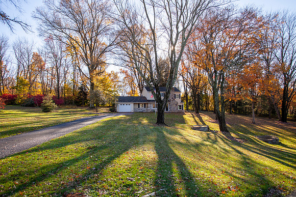 1121-DOGWOOD-CT-POTTSTOWN- (25)