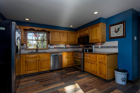 1121-DOGWOOD-CT-POTTSTOWN- (31)