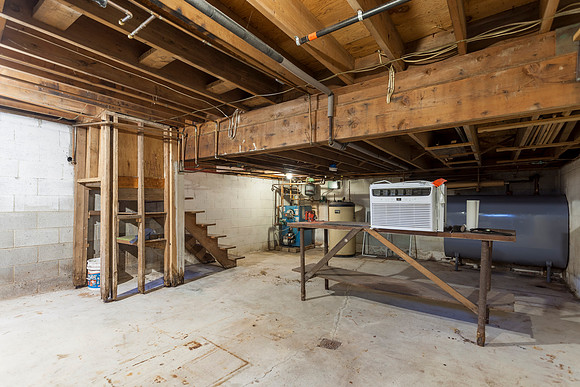 1121-DOGWOOD-CT-POTTSTOWN- (52)
