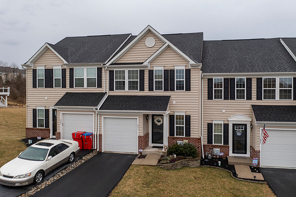 231-STONE-HILL-DR-POTTSTOWN- (2)