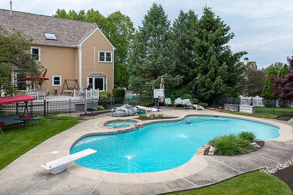 32-WINDWARD-CT-COLLEGEVILLE-PA- (10)
