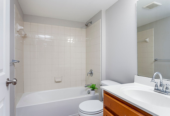 96-N-SAVANNA-DR-POTTSTOWN- (36)