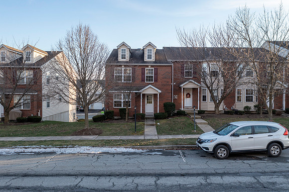 1047-SQUARE-DR-PHOENIXVILLE- (2)