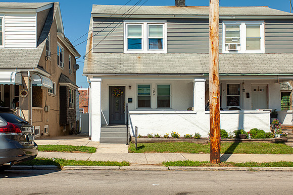 229-E-BROWN-ST-NORRISTOWN (1)