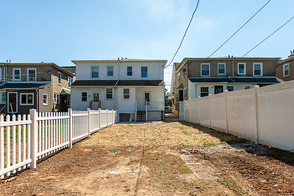 229-E-BROWN-ST-NORRISTOWN (3)