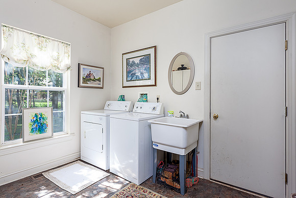 1002-WALNUT-HILL-CIRCLE-PHOENIXVILLE-PA (35)