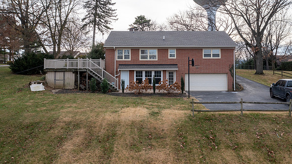 111-GRANDVIEW-BLVD-READING- (5)