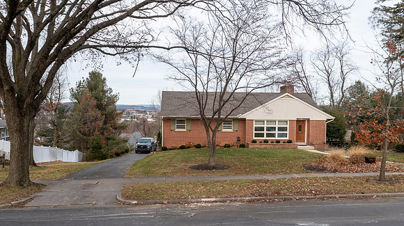 111-GRANDVIEW-BLVD-READING- (2)