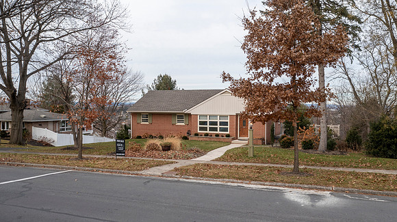 111-GRANDVIEW-BLVD-READING- (3)
