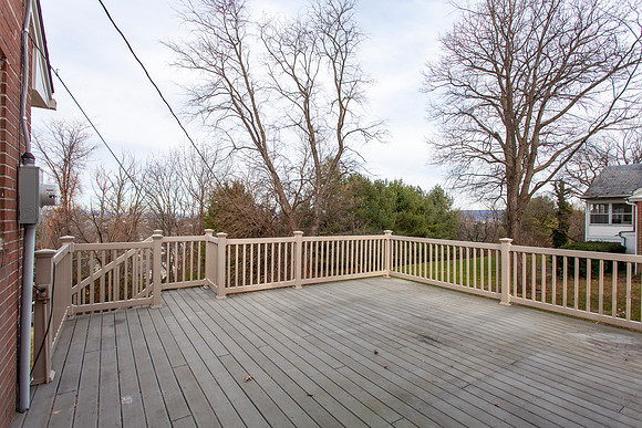 111-GRANDVIEW-BLVD-READING- (23)