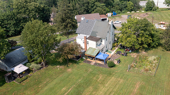 10-EVERGREEN-LANE-BOYERTOWN- (2)