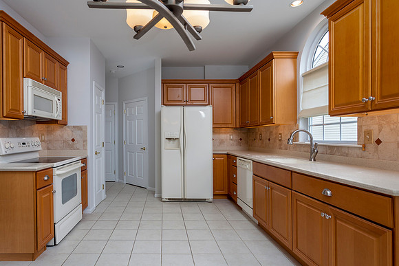2204-POTTERS-MILL-CIR-DOWNINGTOWN- (24)
