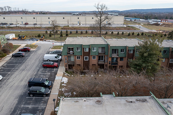 1301-MEADOWVIEW-LANE-MONT-CLARE- (5)