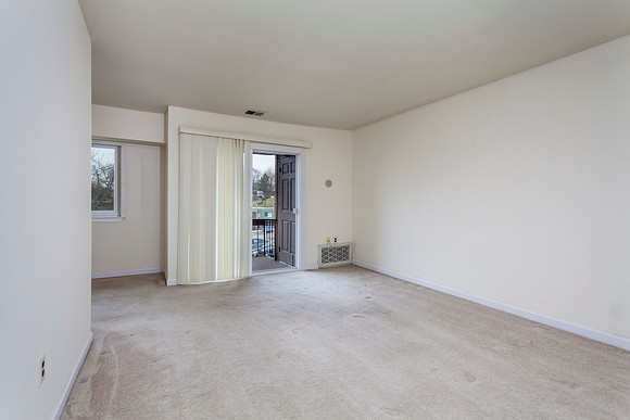 1301-MEADOWVIEW-LANE-MONT-CLARE- (13)
