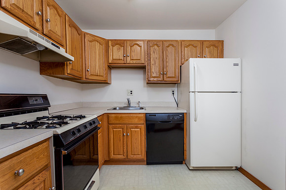 1301-MEADOWVIEW-LANE-MONT-CLARE- (16)