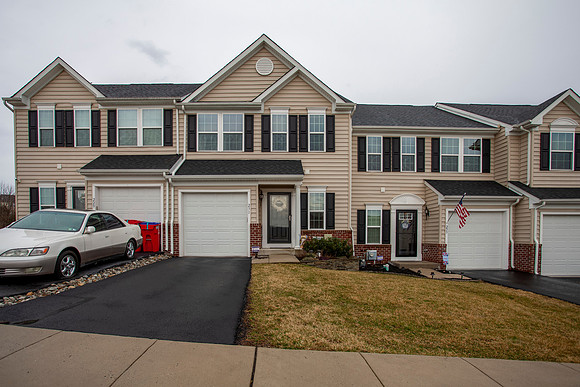 231-STONE-HILL-DR-POTTSTOWN- (3)