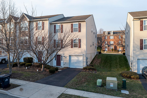 1047-SQUARE-DR-PHOENIXVILLE- (8)