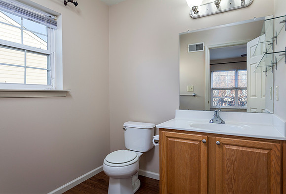 1047-SQUARE-DR-PHOENIXVILLE- (29)