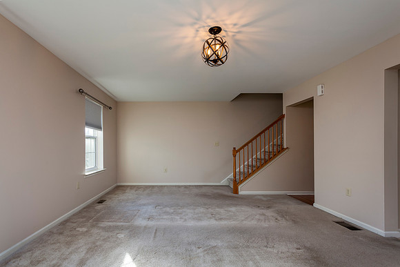 1047-SQUARE-DR-PHOENIXVILLE- (22)