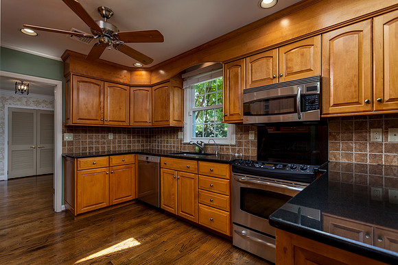 2176-FOX-CREEK-RD-BERWYN- (30)