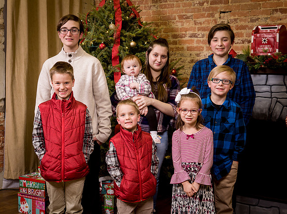 BUNO-FAMILY-XMAS-2019- (28)