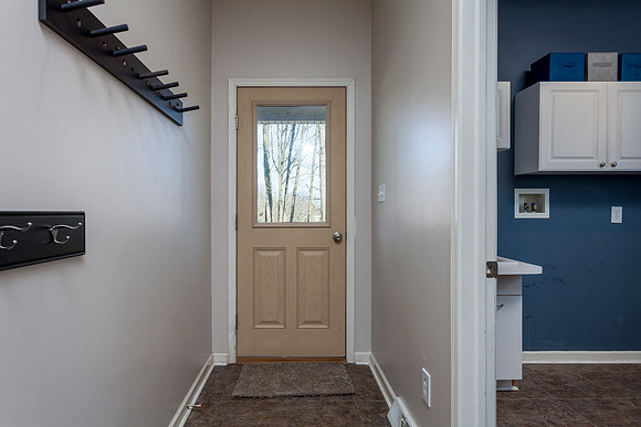 47-MAPLE-LANE-COATESVILLE-  (62)
