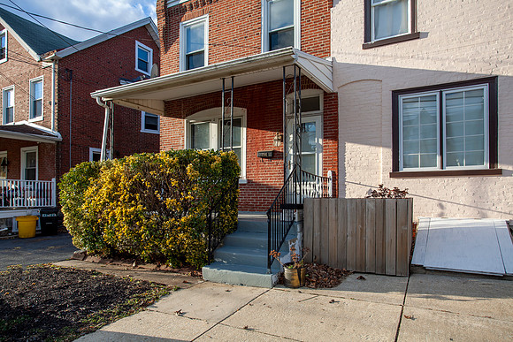 208-HOLLAND-AVE-ARDMORE- (9)