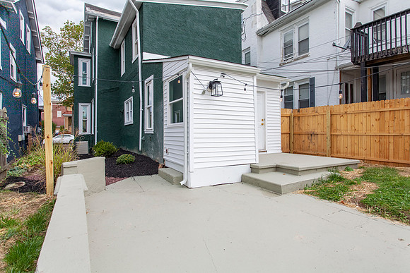 215-GAY-ST-PHOENIXVILLE- (50)