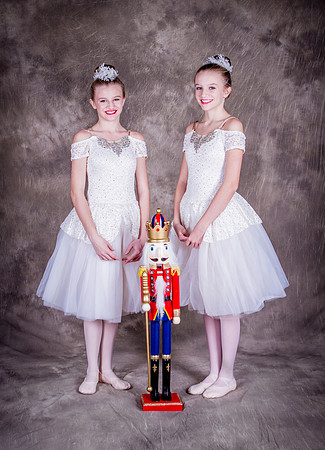 SIMON_PAIGE_HANNAH_SNOW