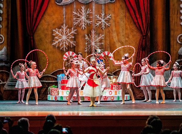 RA-NUTCRACKER-2018-CANDYCANE- (6)
