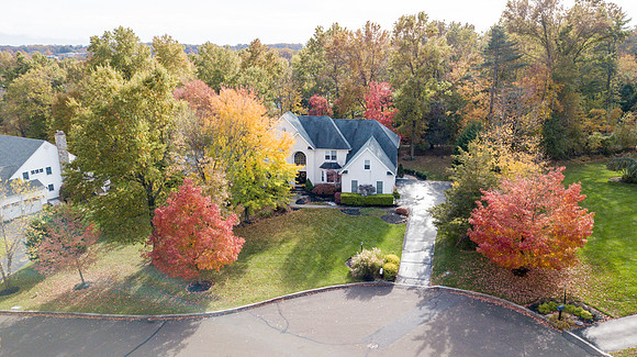 915-RIDGEWAY-LANE-AMBLER-OCT2019- (1)