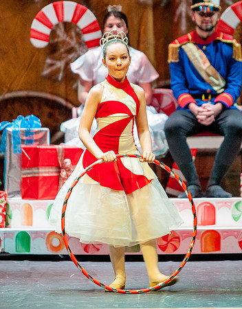 RA-NUTCRACKER-2018-CANDYCANE- (4)