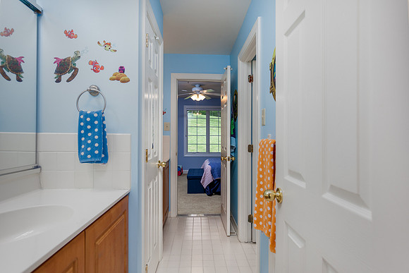 8-CLAYTON-CT-EXTON-PA- (43)