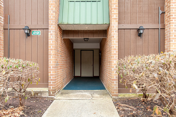 622-MEADOWVIEW-LANE-MONT-CLARE- (4)