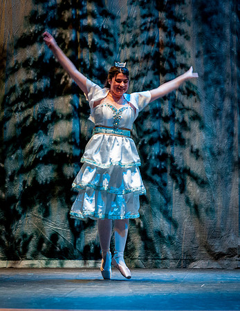 RA-NUTCRACKER-2018-SNOW- (8)