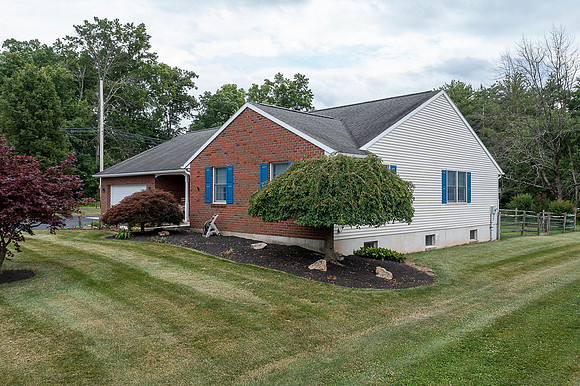 3040-BURTON-DR-GILBERTSVILLE- (28)