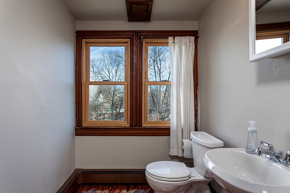 390-N-FRANKLIN-ST-POTTSTOWN- (56)