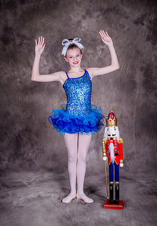 SIMON_PAIGE_PARTY_DOLL