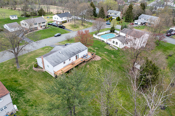 436-THRUSH-DR-GILBERTSVILLE- (26)