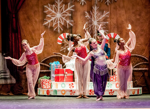 RA-NUTCRACKER-2018-ARABIAN- (5)