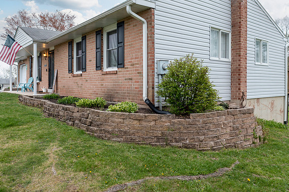 436-THRUSH-DR-GILBERTSVILLE- (5)