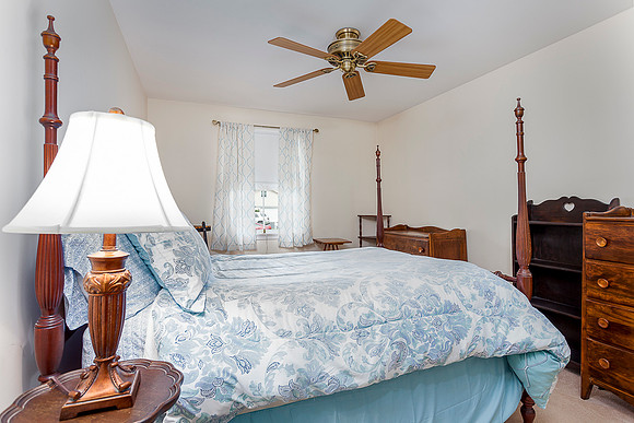 3040-BURTON-DR-GILBERTSVILLE- (50)