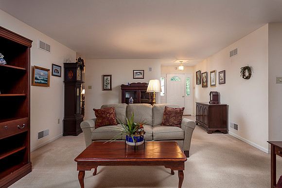 3040-BURTON-DR-GILBERTSVILLE- (33)
