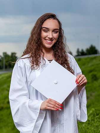 Alyssa-Grad-15