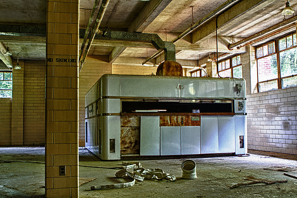 Giant Oven