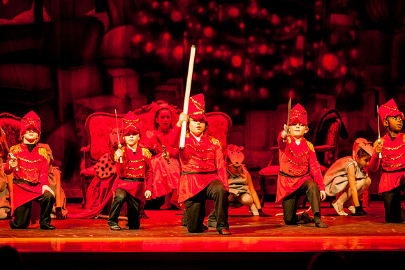 RA-NUTCRACKER-2018-MICE- (2)