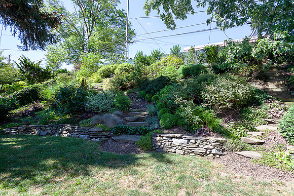 141-LEWIS-RD-HAVERTOWN-PA- (34)